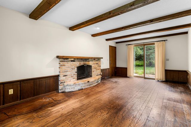 18010 County Road 6, Plymouth, MN 55447