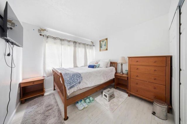 341 N Melrose Drive, Vista, CA 92083