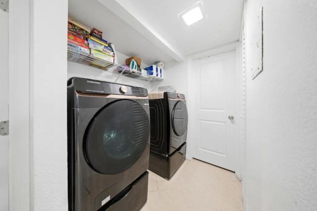 341 N Melrose Drive, Vista, CA 92083