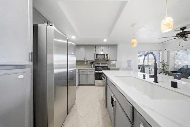341 N Melrose Drive, Vista, CA 92083