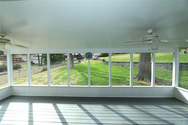 817 Greenridge Lane, St Peters, MO 63376