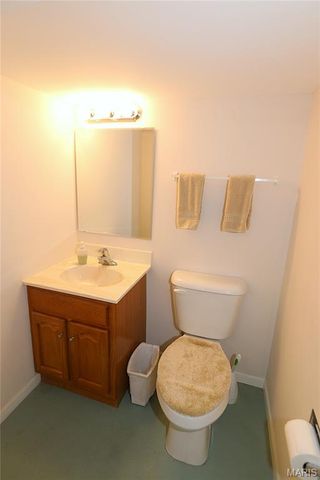 817 Greenridge Lane, St Peters, MO 63376