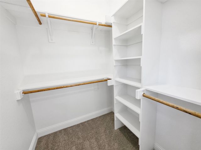 6104 Chickasaw Drive, Mabank, TX 75156