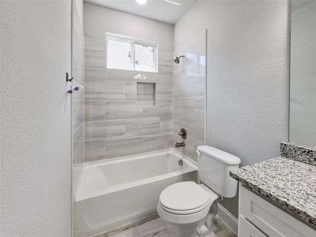 6104 Chickasaw Drive, Mabank, TX 75156