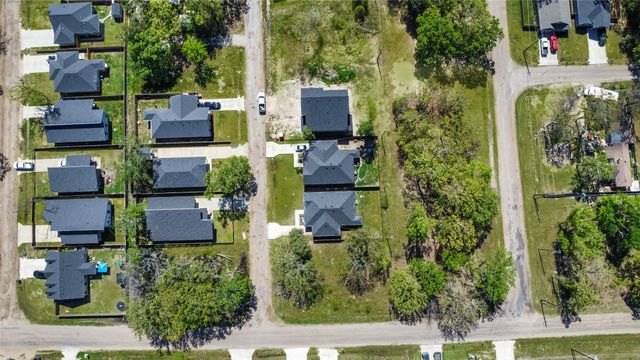 6104 Chickasaw Drive, Mabank, TX 75156