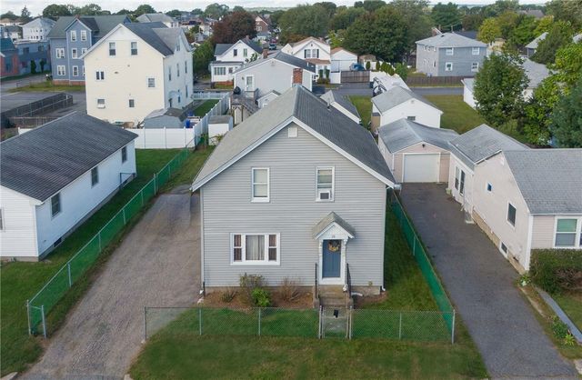 28 Gardner Street, Pawtucket, RI 02861