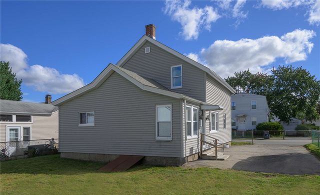 28 Gardner Street, Pawtucket, RI 02861