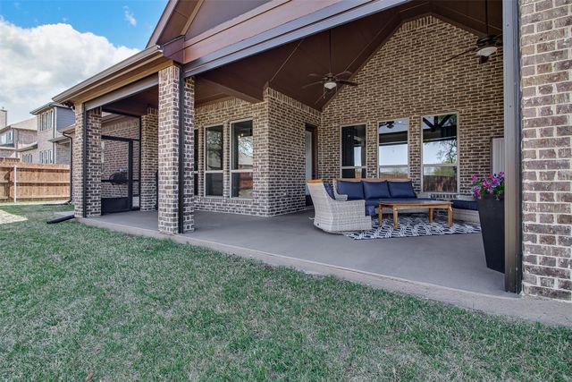 1214 Woodside Drive, Mansfield, TX 76063