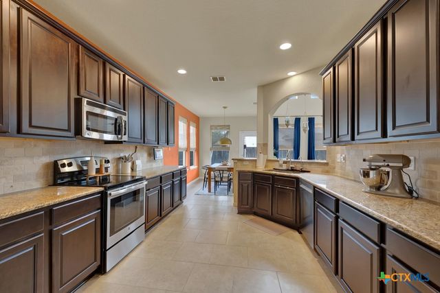 790 Stratus Path, New Braunfels, TX 78130