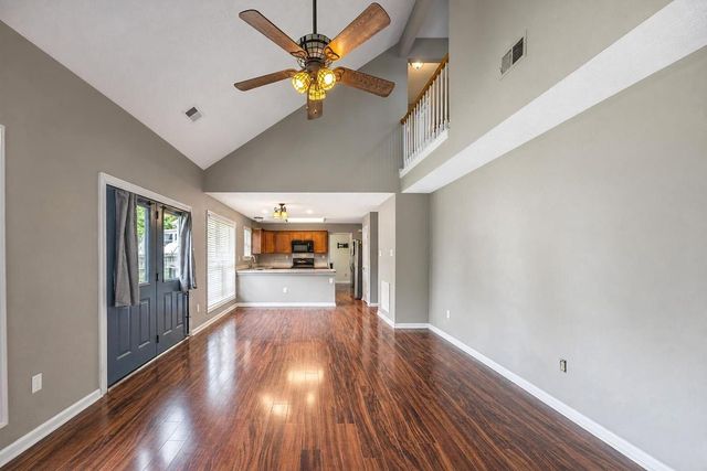 125 Old Post Road, Paris, KY 40361