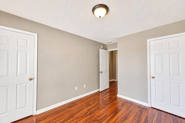 125 Old Post Road, Paris, KY 40361