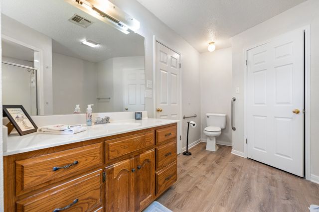 4037 Old Dallas Road, Elm Mott, TX 76640