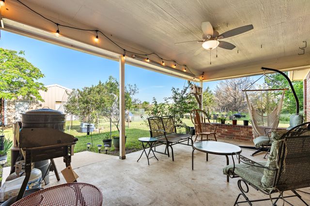 4037 Old Dallas Road, Elm Mott, TX 76640