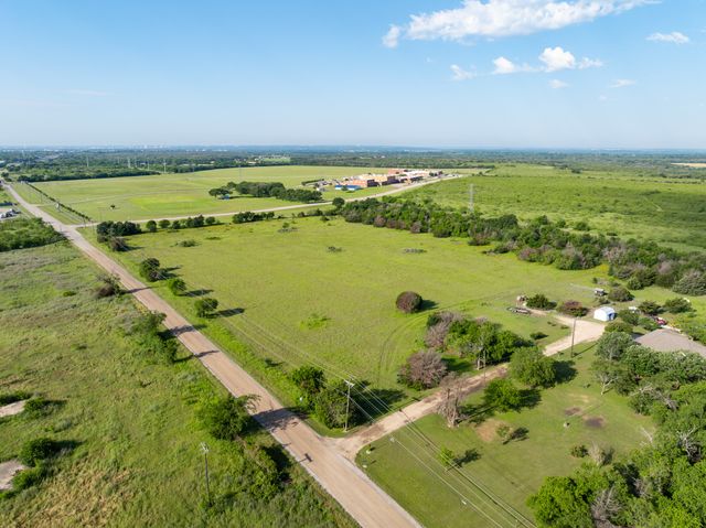 4037 Old Dallas Road, Elm Mott, TX 76640