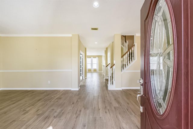 1812 Oak Cluster Circle, Pearland, TX 77581