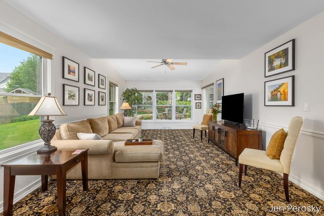 1646 Laurel Avenue SE, Grand Rapids, MI 49506