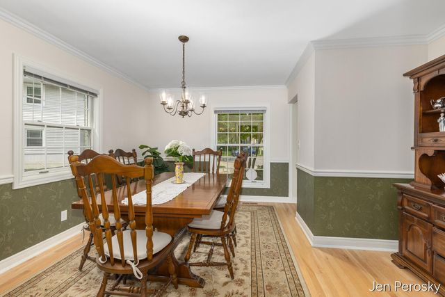 1646 Laurel Avenue SE, Grand Rapids, MI 49506