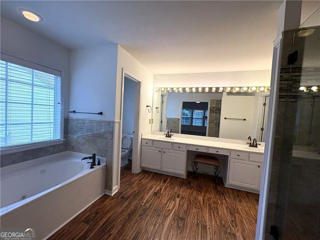 195 Gaines Oak Way, Suwanee, GA 30024
