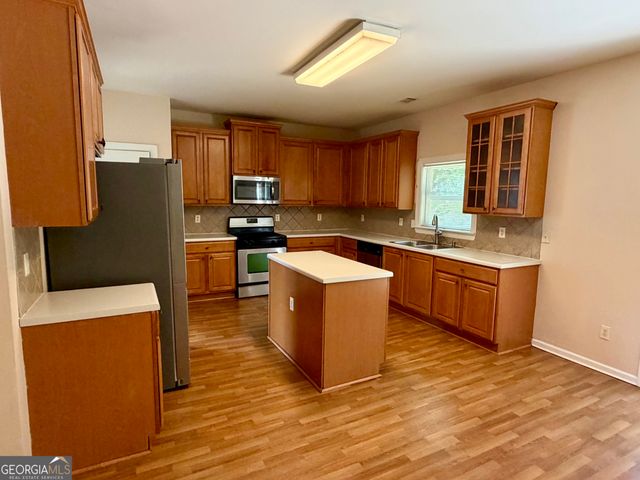 1245 Ethans Way, Mcdonough, GA 30252