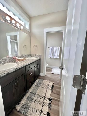 2835 Elmwood, Idaho Falls, ID 83402