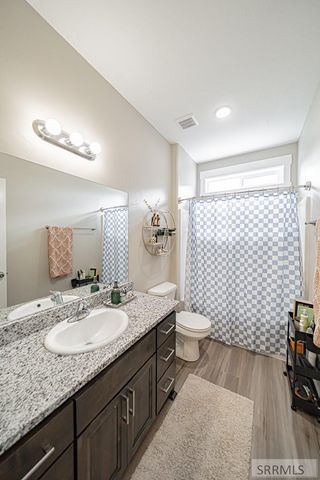 2835 Elmwood, Idaho Falls, ID 83402