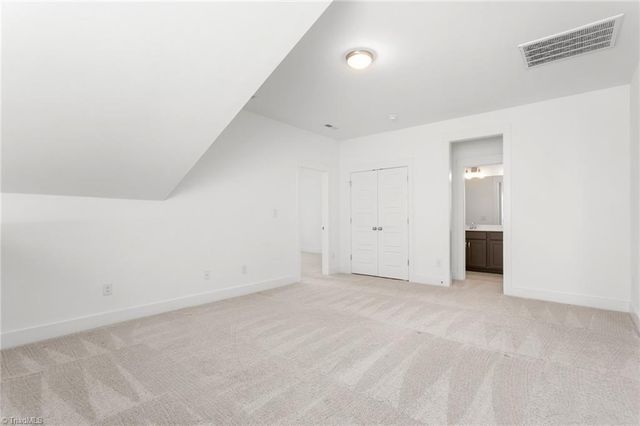 5148 Whaitley Lane, Greensboro, NC 27407