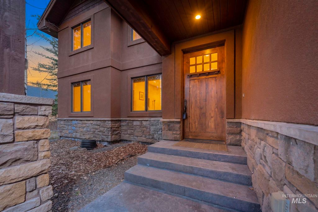 12924 Dawn Drive, Donnelly, ID 83615 photo 3