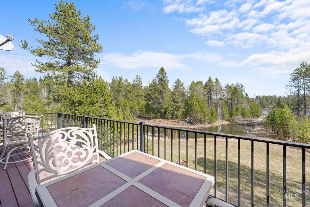 12924 Dawn Drive, Donnelly, ID 83615 photo 9