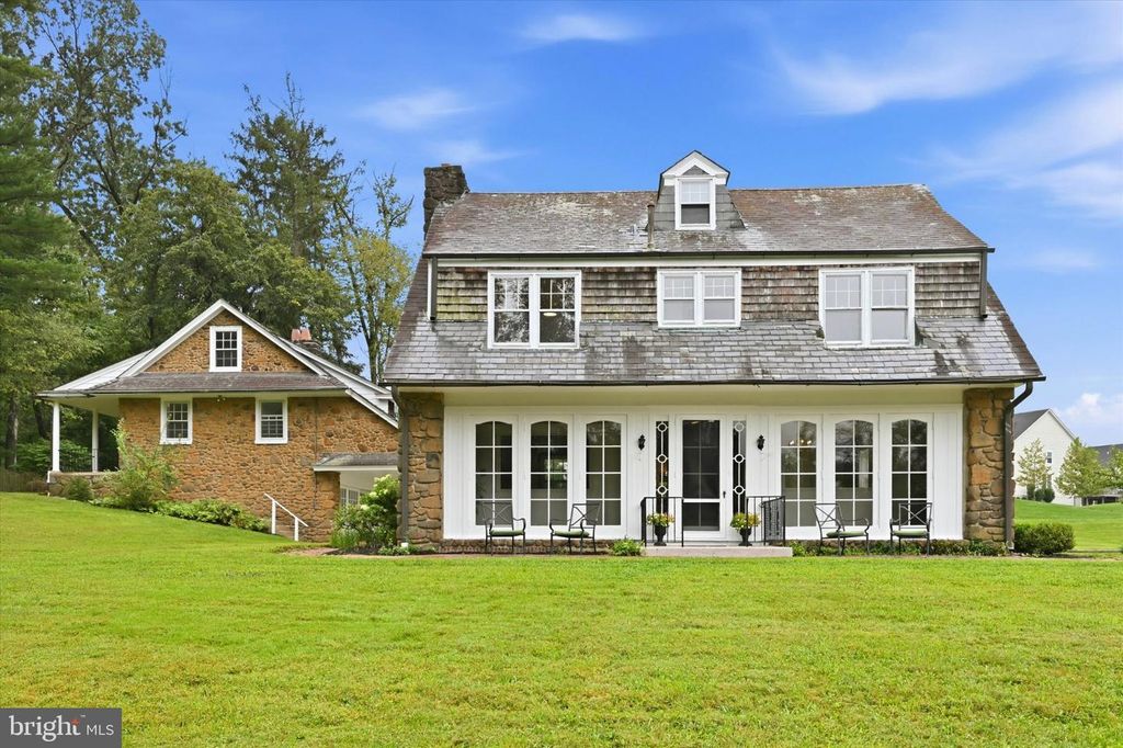 814 BERNSTEIN LN, WEST CHESTER, PA 19380 — exterior