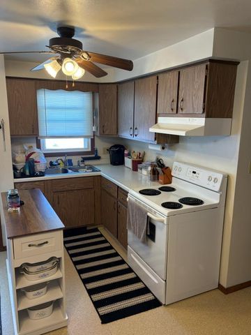 1025 EVANS STREET, Neenah, WI 54956