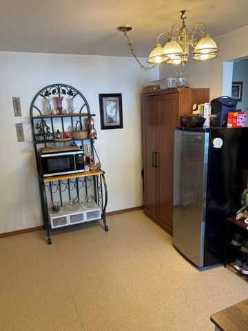 1025 EVANS STREET, Neenah, WI 54956