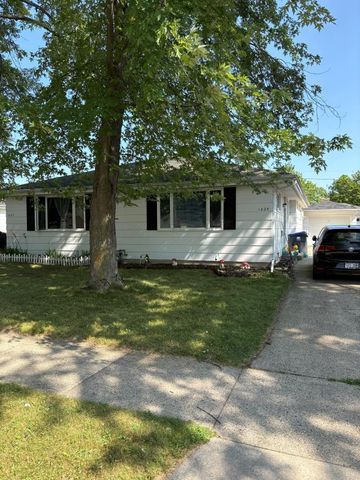 1025 EVANS STREET, Neenah, WI 54956