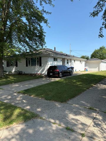 1025 EVANS STREET, Neenah, WI 54956