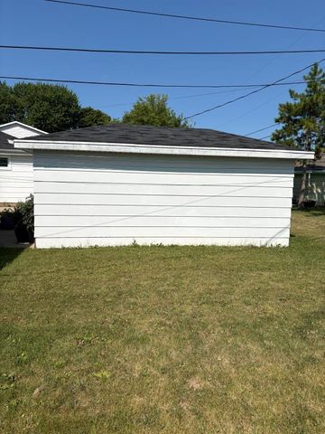 1025 EVANS STREET, Neenah, WI 54956