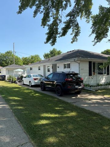 1025 EVANS STREET, Neenah, WI 54956