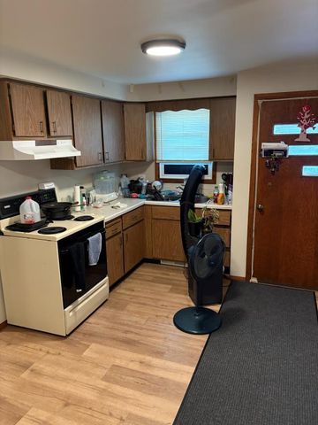 1025 EVANS STREET, Neenah, WI 54956