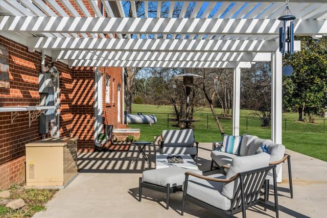 251 Miller Rd, Hillsboro, TN 37342