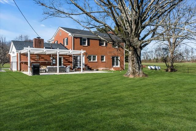 251 Miller Rd, Hillsboro, TN 37342