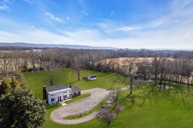 251 Miller Rd, Hillsboro, TN 37342