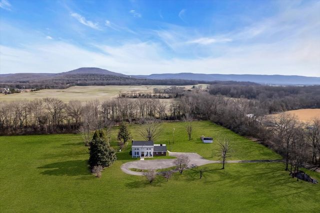 251 Miller Rd, Hillsboro, TN 37342