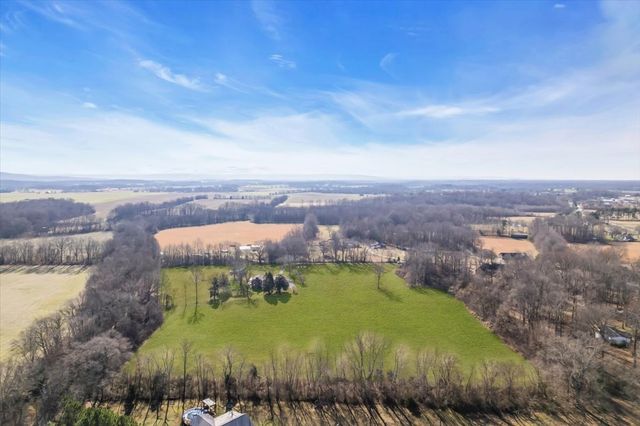 251 Miller Rd, Hillsboro, TN 37342