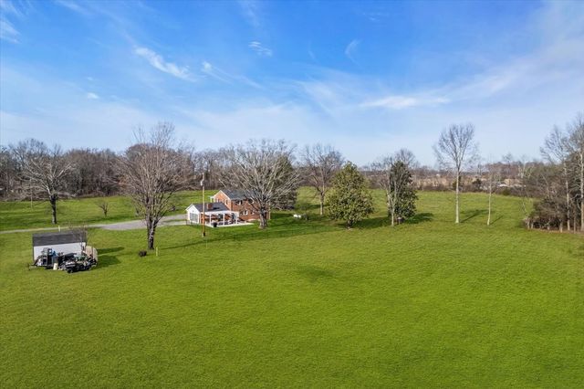 251 Miller Rd, Hillsboro, TN 37342