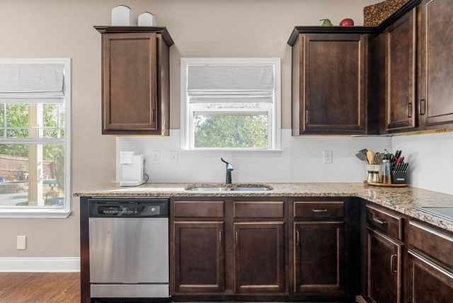 3321 Wiser Dr, Clarksville, TN 37042