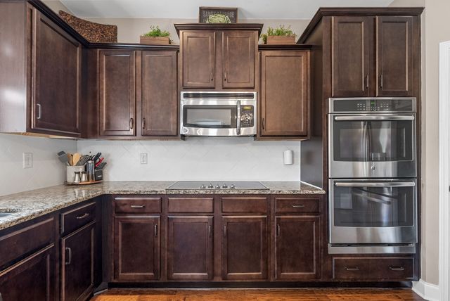 3321 Wiser Dr, Clarksville, TN 37042