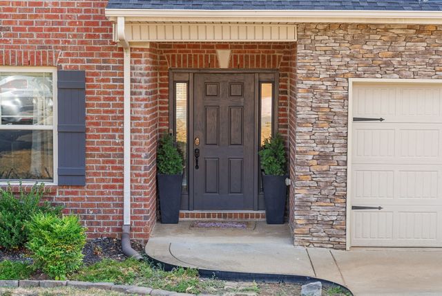 3321 Wiser Dr, Clarksville, TN 37042