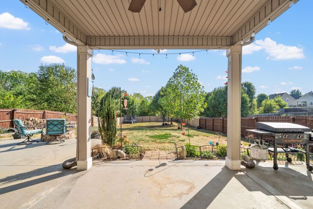 3321 Wiser Dr, Clarksville, TN 37042