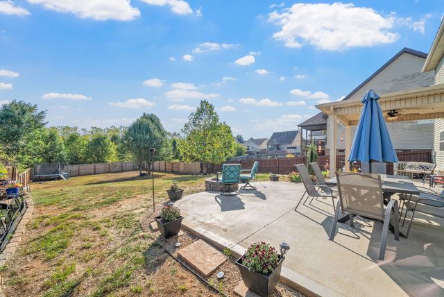 3321 Wiser Dr, Clarksville, TN 37042