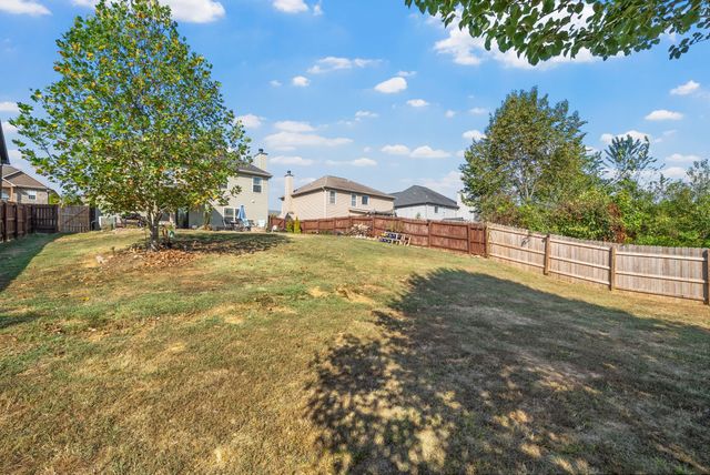 3321 Wiser Dr, Clarksville, TN 37042