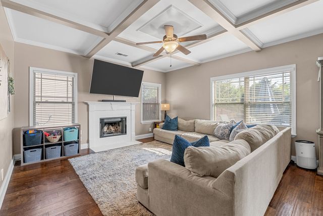 3321 Wiser Dr, Clarksville, TN 37042