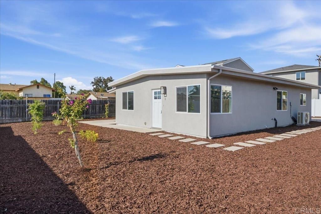 Image 1 of property listing at 1839 Rios Avenue 1 & 2, Chula Vista, CA 91911